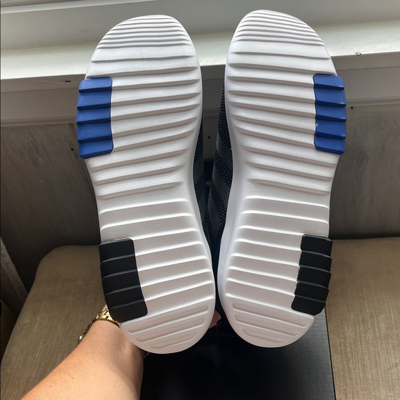 Adidas Racer TR 2.0 K Running Shoes – Black/Blue/white Size 7 US (Women’s 6.5) - Picture 7 of 7